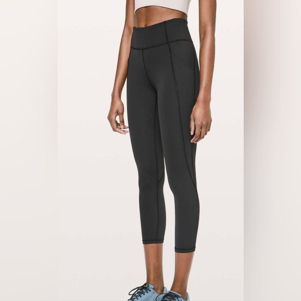 Lululemon Time To Sweat Crop 23" size 6